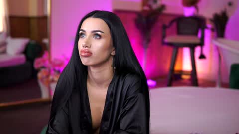 Snapshot of jenna_day chatting on 02.05.25 jenna_day online show from 02.05.25