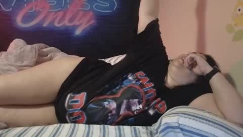 Snapshot of jennabrady chatting on 05.16.26 Dragon Queen. Be my Dragon -- and online show from 05.16.26