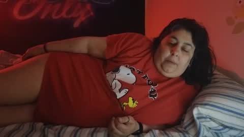 Snapshot of jennabrady chatting on 05.17.26 Dragon Queen. Be my Dragon -- and online show from 05.17.26