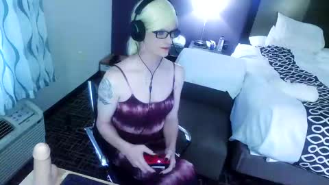 Snapshot of jennacd4life chatting on 12.25.24 Jenna Cross online show from 12.25.24