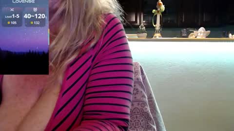 Snapshot of jennadeluxe chatting on 02.11.26 Jenna online show from 02.11.26