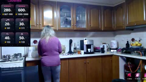 Snapshot of jennadeluxe chatting on 02.18.26 Jenna online show from 02.18.26