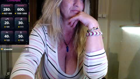 Snapshot of jennadeluxe chatting on 03.30.26 Jenna online show from 03.30.26