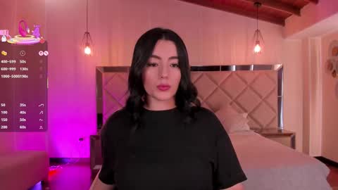 Snapshot of jennaolson chatting on 09.29.25 Jenna Olson online show from 09.29.25