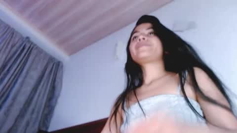 jenner_lena online show from 04.22.26