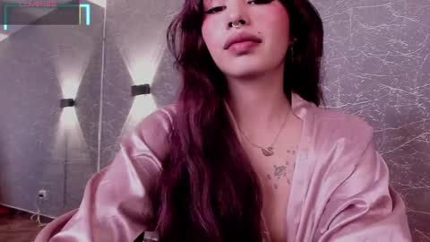 Snapshot of jenner_mills chatting on 10.17.25 Jenner online show from 10.17.25
