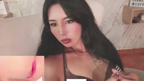 Jenner online show from 03.08.26