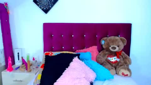 jenn online show from 10.05.25