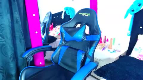 jenn online show from 02.17.26