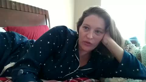 Snapshot of jennibean6996 chatting on 12.08.24 Jennibean6996 online show from 12.08.24