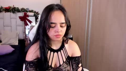 Snapshot of jennielim chatting on 12.11.24 Lim Jennie online show from 12.11.24