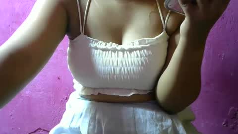 Snapshot of jenniella chatting on 02.24.25 jenniella online show from 02.24.25