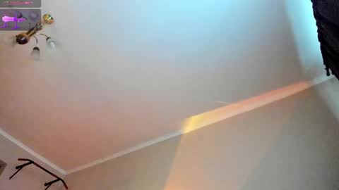 Snapshot of jennies_body chatting on 02.06.26 jennies_body online show from 02.06.26