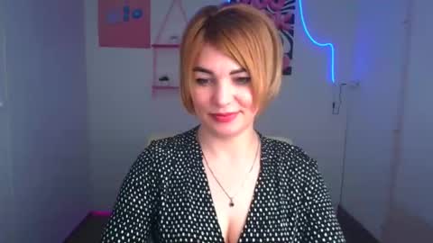 Jennifer online show from 04.15.26