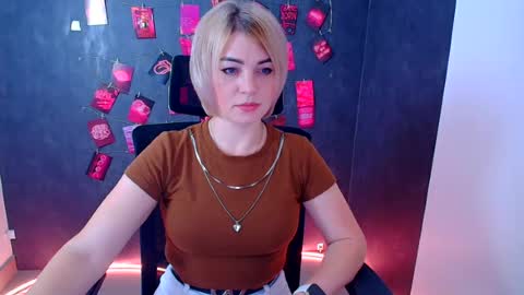 Jennifer online show from 08.04.26