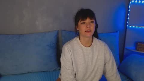 jenniferjay801880956088 online show from 12.11.24