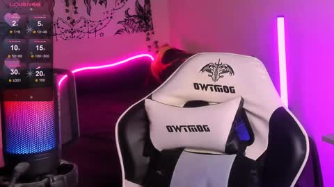 Jenni online show from 12.22.24