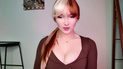 Snapshot of jenniferwhoreance chatting on 01.09.25 Jenn Hunt FYI spit on tits price change not denoted in menu images see tipmenu online show from 01.09.25