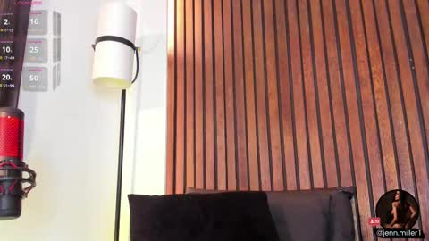 Snapshot of jennmiller_ chatting on 03.07.25 online show from 03.07.25