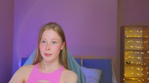 Snapshot of jenny_angelok chatting on 07.08.26 Next broadcast on December 05 subject to change online show from 07.08.26