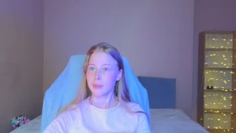 Snapshot of jenny_angelok chatting on 07.30.26 Next broadcast on December 05 subject to change online show from 07.30.26