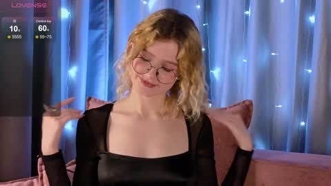jenny_bunny_ online show from 12.08.24