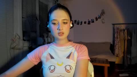 Jennifer Jenny Darling   online show from 09.23.25