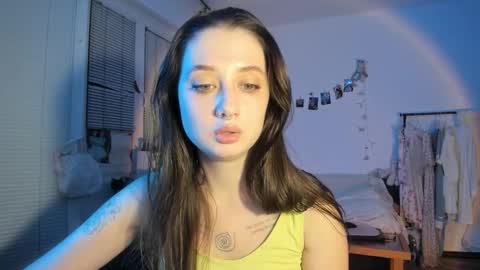 Jennifer Jenny Darling   online show from 09.27.25