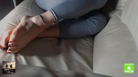 Snapshot of jenny_fighterfeet chatting on 03.11.25 Jenny online show from 03.11.25