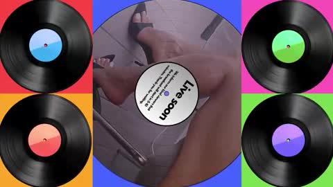 Snapshot of jenny_fighterfeet chatting on 10.26.25 Jenny online show from 10.26.25