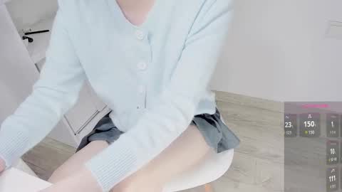 Snapshot of jenny_p2 chatting on 10.27.25 jenny_p2 online show from 10.27.25