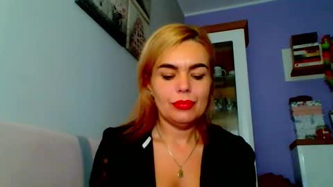 Jenny online show from 12.09.24