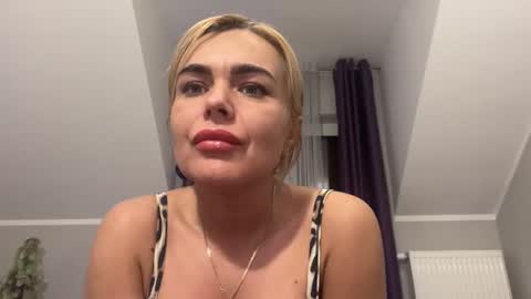 Jenny online show from 01.22.25