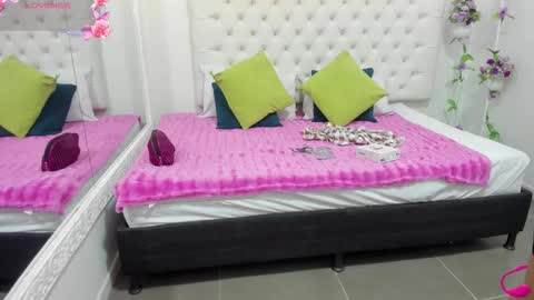 jenny_stark online show from 10.18.25