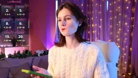jennyfer_me online show from 12.17.25
