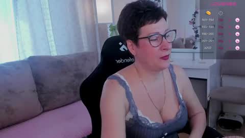 Jenny online show from 05.12.26