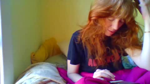 Snapshot of jenovakitty chatting on 04.22.26 Jenn - come to my onlyfans online show from 04.22.26