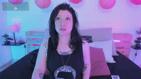 Angela online show from 09.20.25