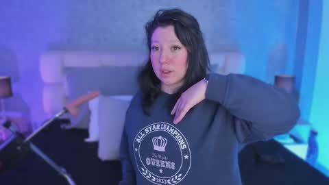 Angela online show from 10.02.25