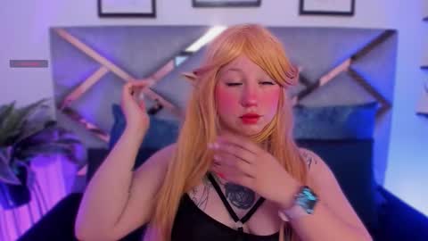 Angela online show from 10.21.25