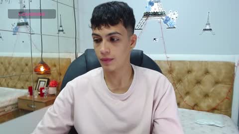 Snapshot of jeremias_1 chatting on 12.26.24 JEREMIAS online show from 12.26.24