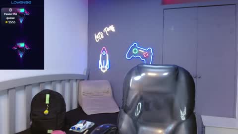 Snapshot of jeremias_1 chatting on 01.21.25 JEREMIAS online show from 01.21.25