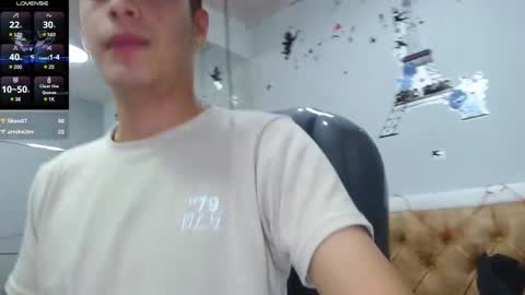Snapshot of jeremias_1 chatting on 02.19.25 JEREMIAS online show from 02.19.25