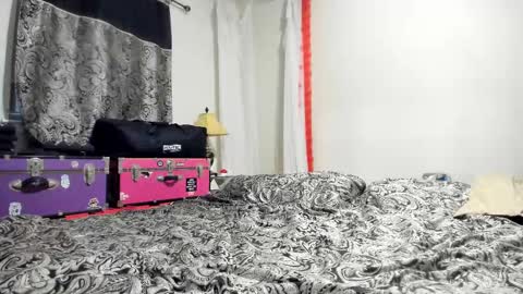 Jeri Lynn online show from 10.05.25