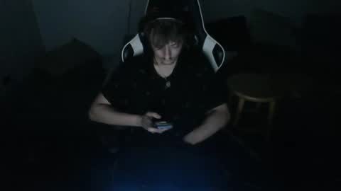 jerimiahslhong online show from 11.17.25