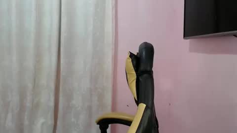 Snapshot of jerkaholic_aneca chatting on 02.05.25 jerkaholic_aneca online show from 02.05.25