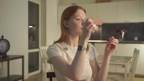 Molly online show from 10.06.25