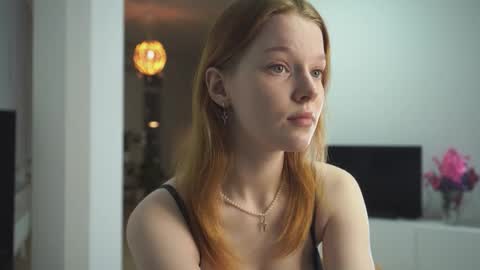 Molly online show from 11.07.25