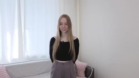 Shy Sydney online show from 06.25.26