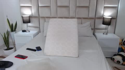 JESICA online show from 10.16.25